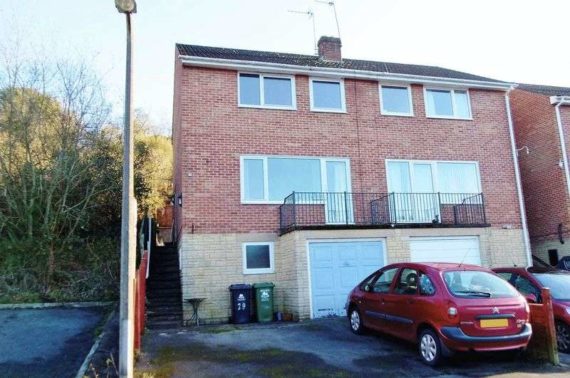 3&nbsp;Bedroom&nbsp;Semi-Detac...